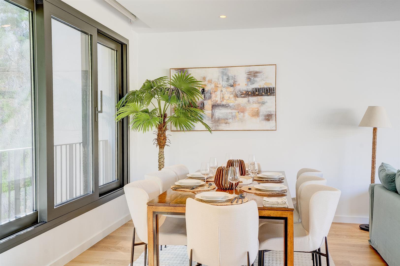 Image of House - 4 Bedrooms - 3 Bathrooms for Sale in North Gorge-Gibraltar, Image 9